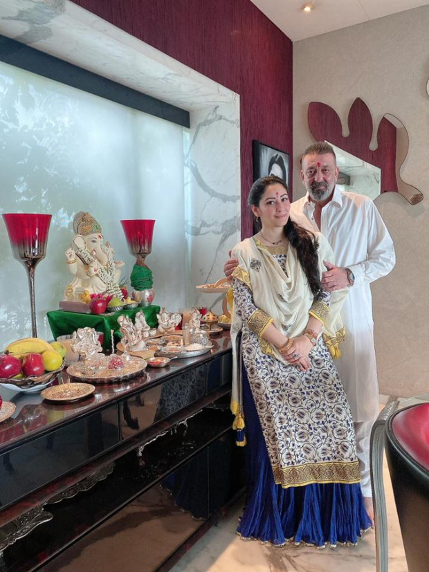 Sanjay Dutt celebrates Ganesh Chaturthi with Maanayata Dutt and family in a simple way this year