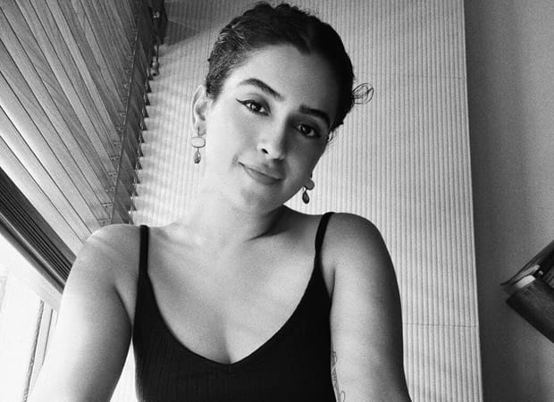 Dancing into the weekend, Sanya Malhotra shares some jaw-dropping dance moves