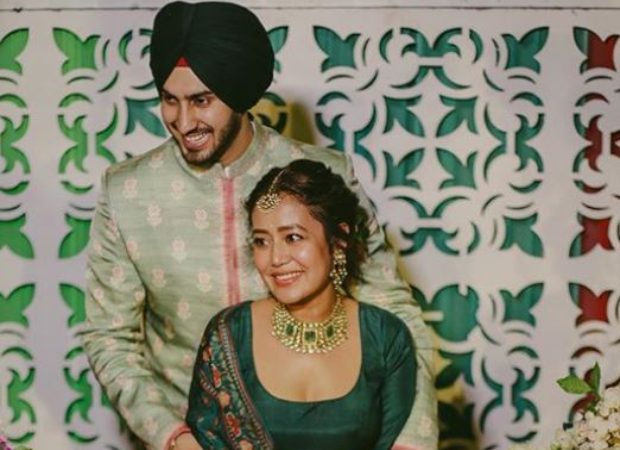 Neha Kakkar and Rohanpreet Singh get married in a Gurudwara in Delhi 