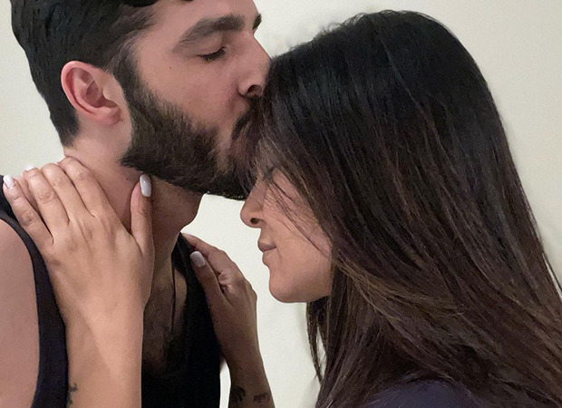 Rohman Shawl pens a beautiful shayri as the love of his life, Sushmita Sen turns a year older