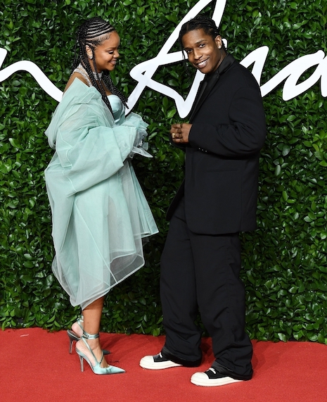 eat your heart out chris brown!