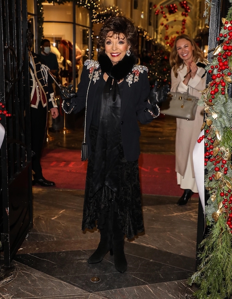 joan collins: “age is just a number”