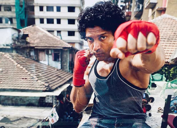 Farhan Akhtar celebrates Boxing Day with a Toofaani post