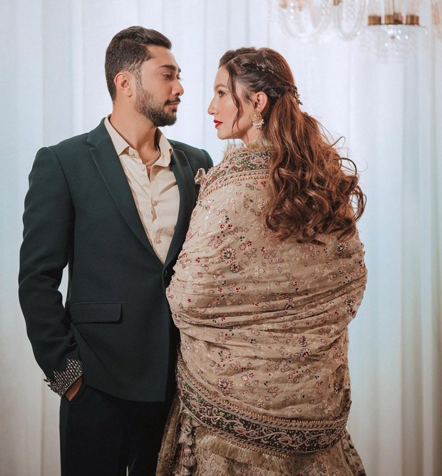 Gauahar Khan and Zaid Darbar look oh-so-in-love for their Walima function