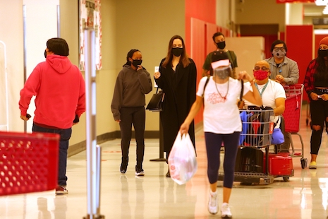 no one in target is looking at angelina jolie