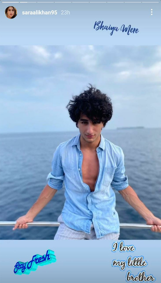 Sara Ali Khan sets the temperature soaring in blue printed monokini as she enjoys Maldives vacation