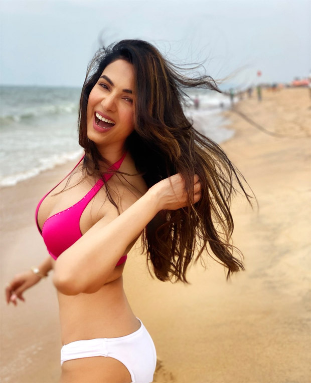 Sonal Chauhan is all smiles in white and pink during her holiday in Goa 