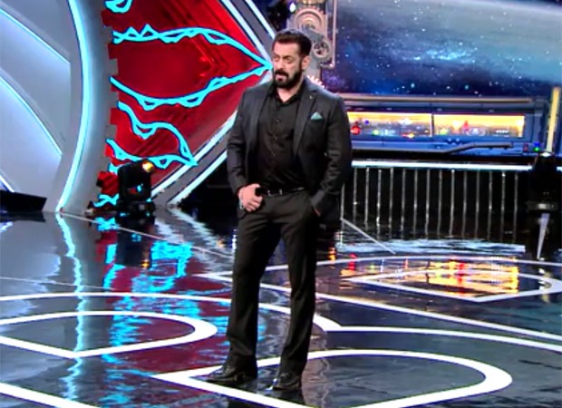 VIDEO Salman Khan says “Sorry”, cries while announcing the evictions on Bigg Boss 14