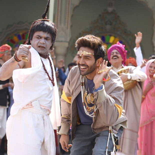 Kartik Aaryan shares quirky still with Rajpal Yadav from Bhool Bhulaiyaa 2 