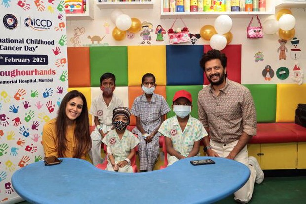 Riteish and Genelia Deshmukh spend time with kids at the Tata Memorial Hospital on 20th International Childhood Cancer Day