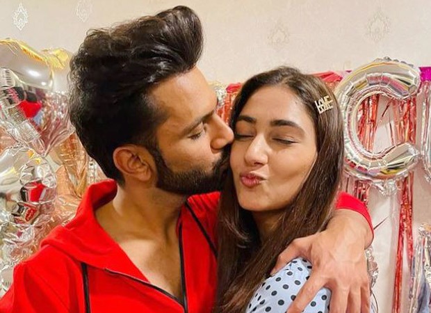 Bigg Boss 14 runner up Rahul Vaidya catches up with the Pawri trend; celebrates with fiance Disha Parmar