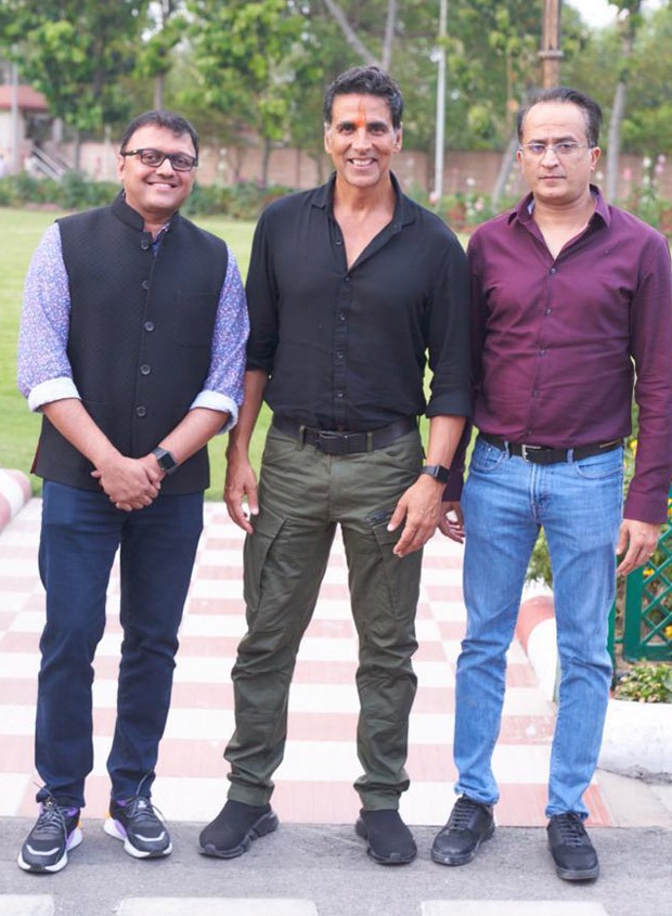 akshay kumar, jacqueline fernandez, nushrratt bharuccha are all smiles in ayodhya for the ram setu mahurat day