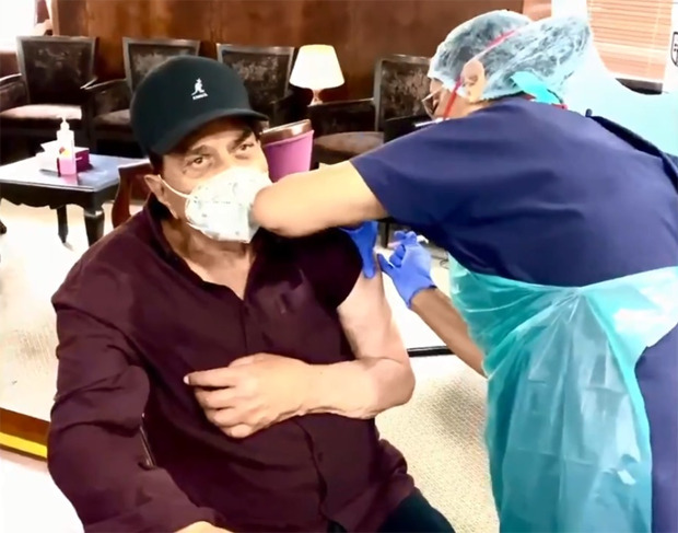 Dharmendra gets first dose of COVID-19 vaccine, watch video 