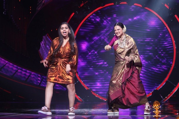 from dancing in sneakers to gifting a saree to neha kakkar, here’s how rekha had a great time on indian idol 12