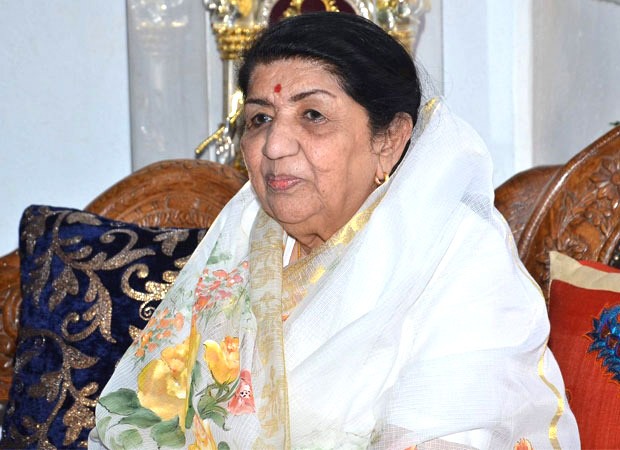 Lata Mangeshkar to take the Covid-19 vaccine this week