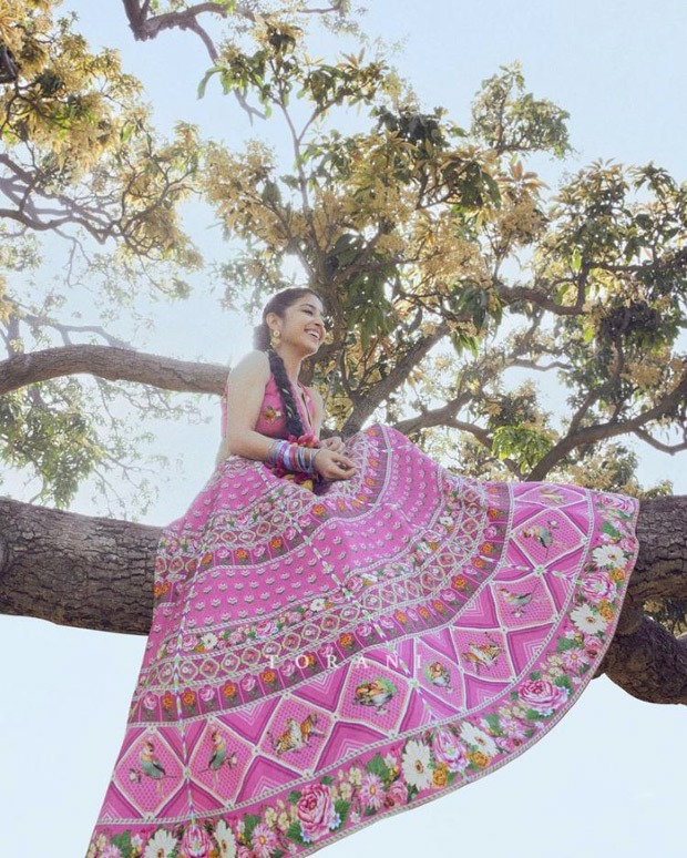 shweta tripathi emanates unwavering glam in embellished pink lehenga