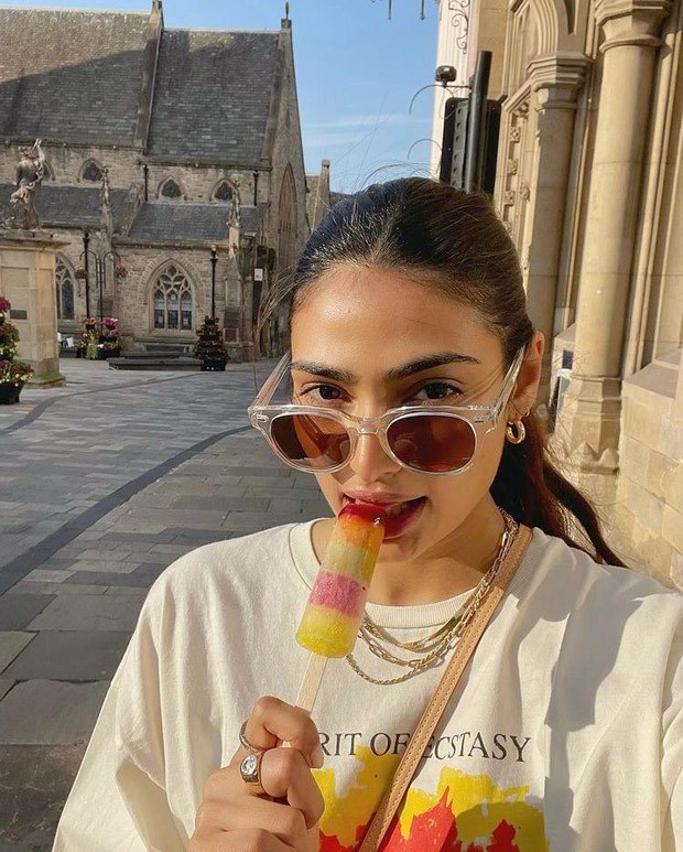 athiya shetty enjoys sunny day in off-duty look