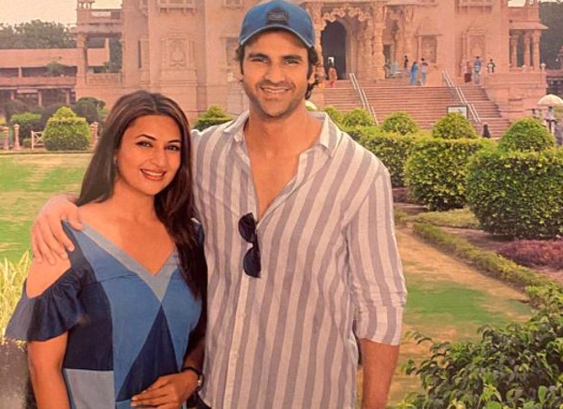 Vivek Dahiya visits Akshardham Temple along with Divyanka Tripathi to seek blessing after the release of State of Siege: Temple Attack 