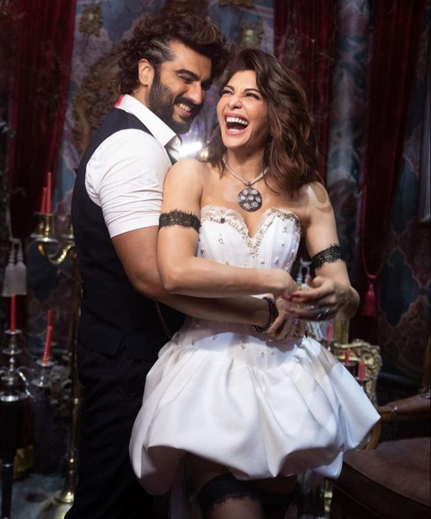 Arjun Kapoor and Jacqueline Fernandez are all smiles in Expectation vs Reality photos for Bhoot Police