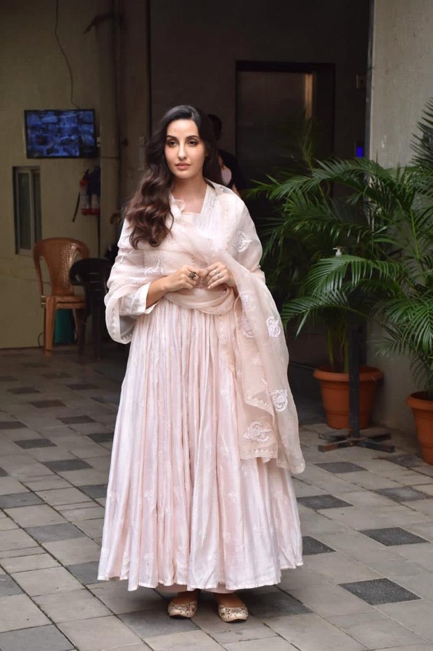 hits and misses of the week: nora fatehi, katrina kaif make a mark; kareena kapoor, mouni roy fail to impress