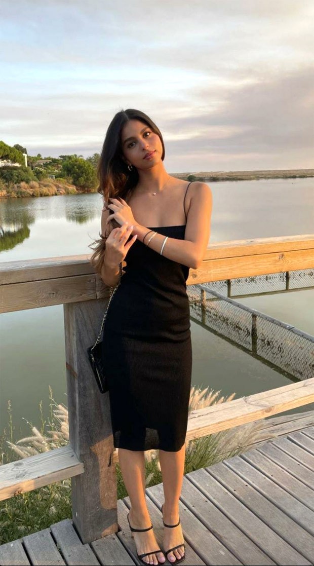 Suhana Khan looks like an absolute boss lady in an all-black outfit