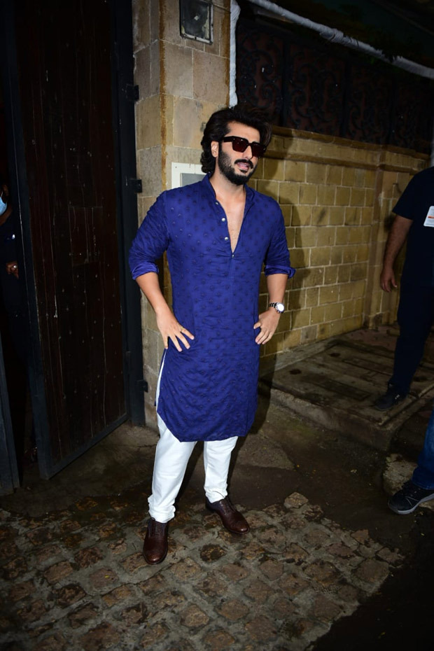 Arjun Kapoor, Khushi Kapoor, Shanaya Kapoor and other family members arrive at Anil Kapoor's residence for Rhea Kapoor and Karan Boolani's wedding