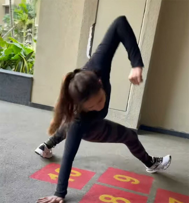 divyanka tripathi impresses netizens with an intense workout video of herself