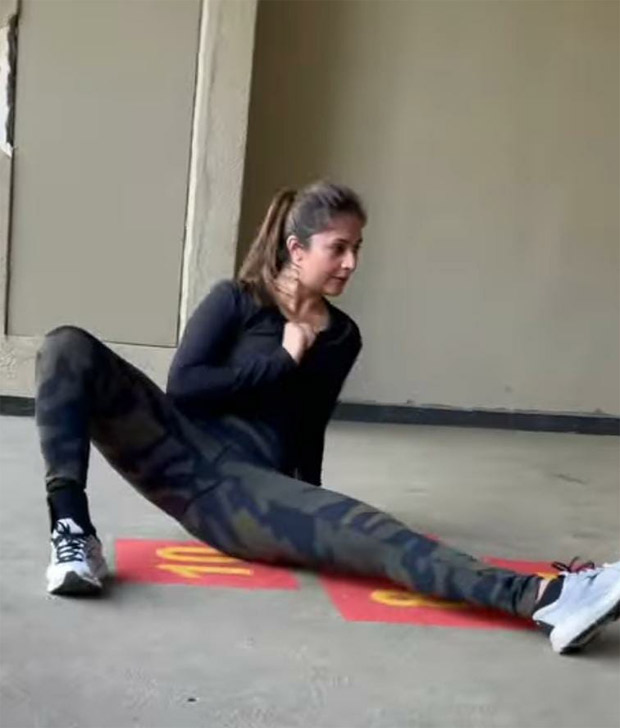 divyanka tripathi impresses netizens with an intense workout video of herself
