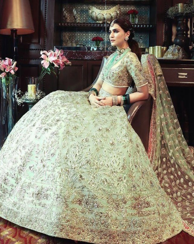 kriti sanon looks royal in latest snaps for manish malhotra’s nooraniyat collection