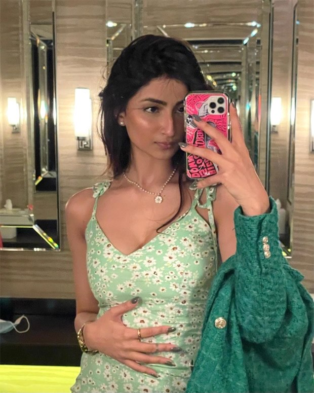 shweta tiwari’s daughter palak tiwari enjoys her day in russia in a chic green look