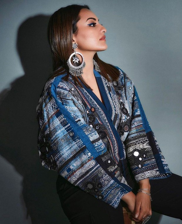 Sonakshi Sinha is a bohemian fashionista in latest pictures Sonakshi Sinha is a bohemian fashionista in latest pictures