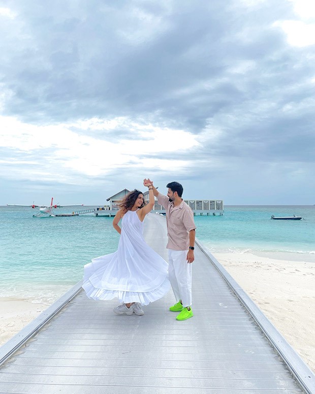 Aakanksha Singh chronicles her trip to the Maldives with a set of stunning pictures