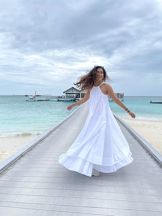 Aakanksha Singh chronicles her trip to the Maldives with a set of stunning pictures