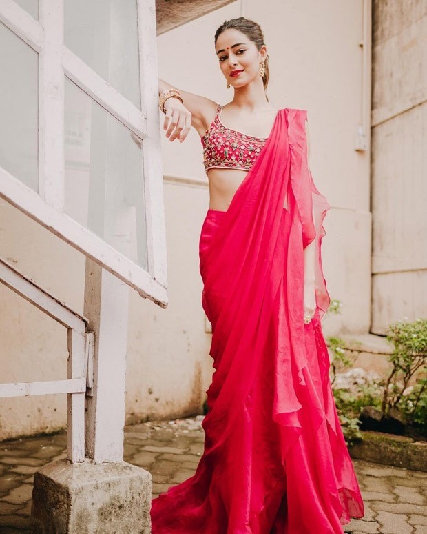 ananya panday stuns infuschia pink saree by ridhi mehra worth rs. 88,900