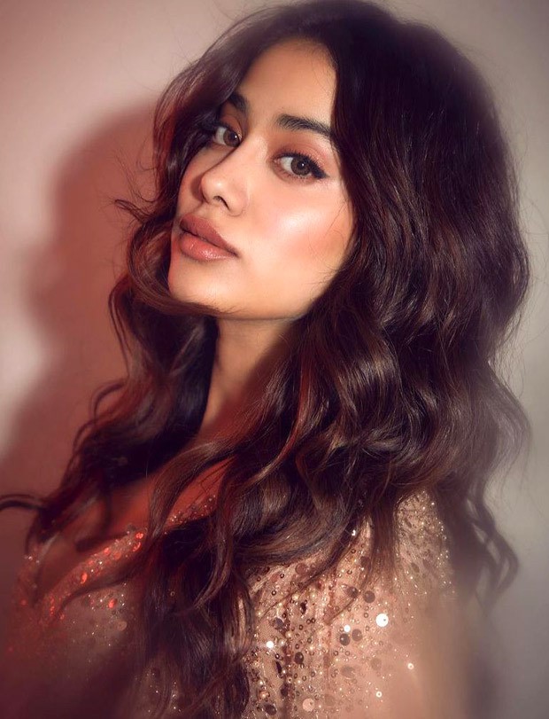 Janhvi Kapoor captivates with her million dollar smile as she dons a sparkly dress for The Big Picture