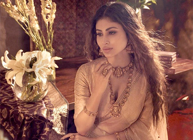 mouni roy says she misses celebrating durga puja with her late father