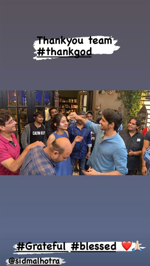 rakul preet singh celebrates pre-birthday bash with sidharth malhotra and the ‘thank god’ team