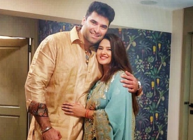 kratika sengar and nikitin dheer announce first pregnancy – “dheer junior coming this 2022”