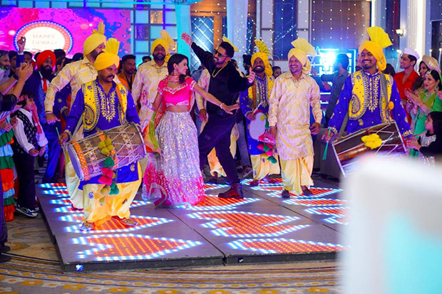 udaariyaan hosts a bollywood themed diwali dhamaka