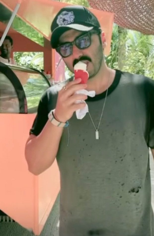 arjun kapoor enjoys ice cream in a video from the maldives, malaika arora cutely wipes it off his nose. watch