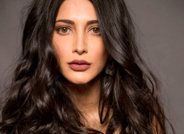 "I thoroughly enjoy my time on social media and try keeping it fun and real"- Shruti Haasan