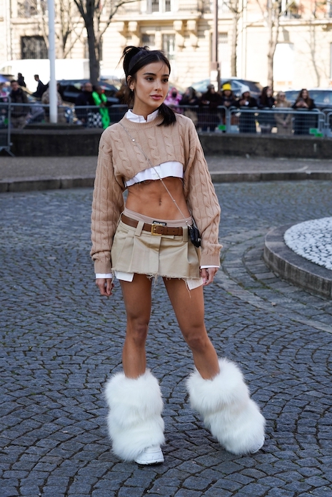 paris fashion week: it’s all about abs