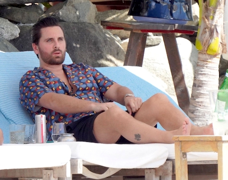scott disick can’t keep up with the kardashians