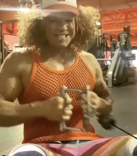 carrot top lost fifty pounds of muscle