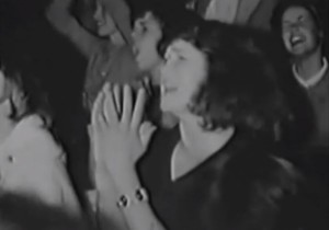 Watch The Beatles on Tour in 1964 photo Fans go crazy in Melbourne The Beatles World Tour 1964
