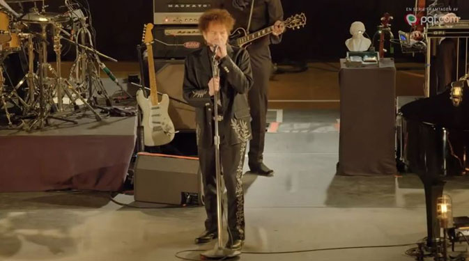 Bob Dylan Announces Spring 2015 USA Tour In Soft Seat Theaters