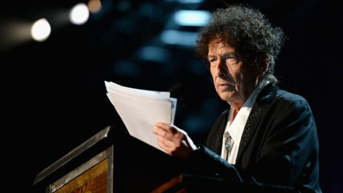 Don’t Dis The Sister Mr. Dylan