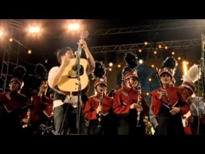 Mumford and Sons performing with the Austin High School Marching Band in Big Easy Express