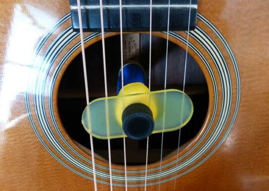 Oasis OH-1 guitar humidifier mounted in the sound hole (Photo Stephen Pate)