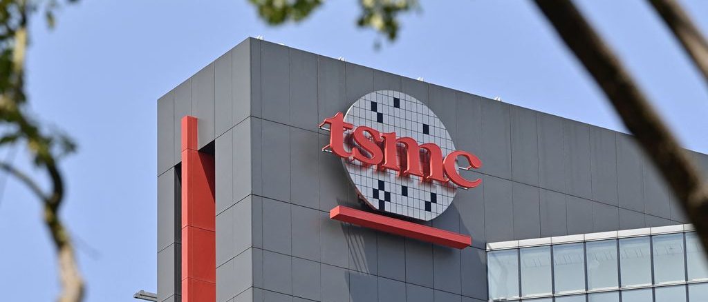 TSMC Faces Turnover Decline Amid Weaker Economic Conditions TSMC